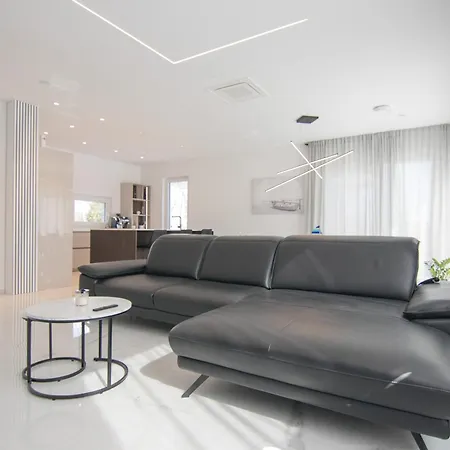 Ancora, Luxury With Pool Βίλα