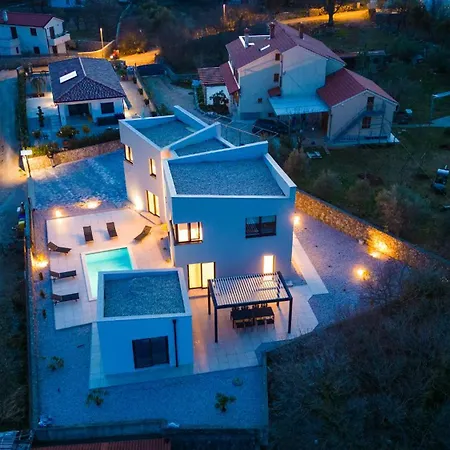 Ancora, Luxury With Pool
