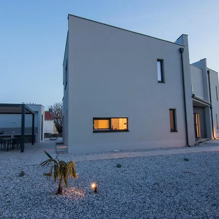 Βίλα Ancora, Luxury With Pool Kornić