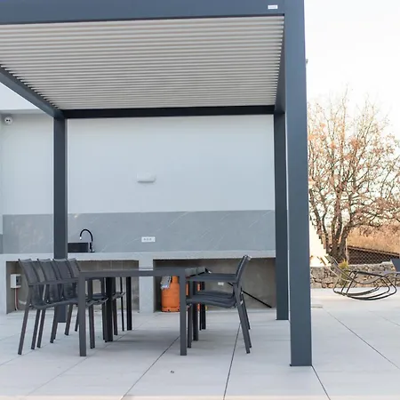 Ancora, Luxury With Pool