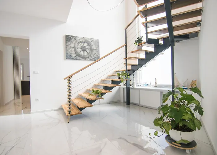Ancora, Luxury With Pool Kornic