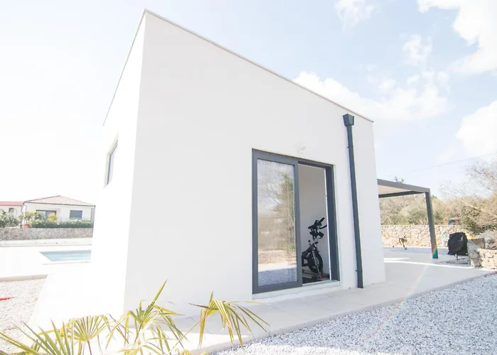 Ancora, Luxury With Pool Vila *