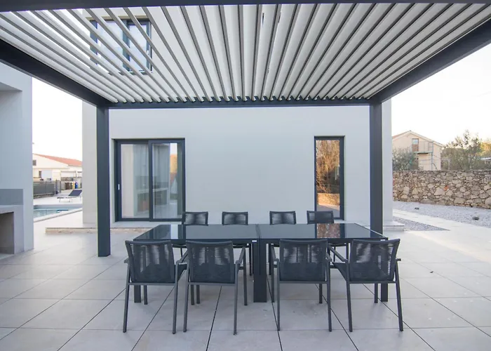 Ancora, Luxury With Pool Kornic
