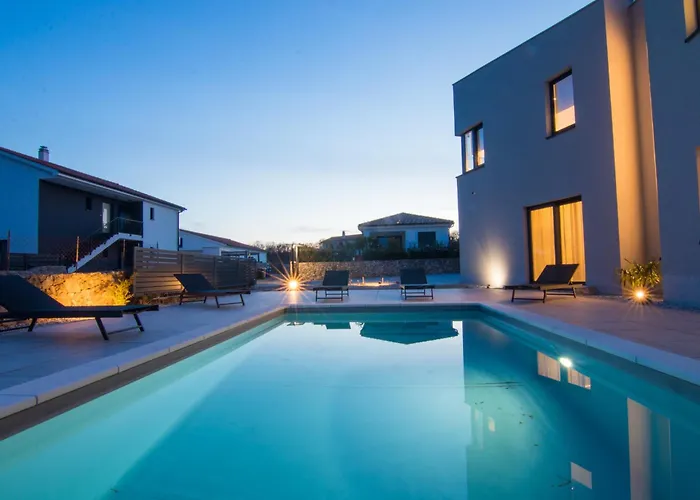 Ancora, Luxury With Pool
